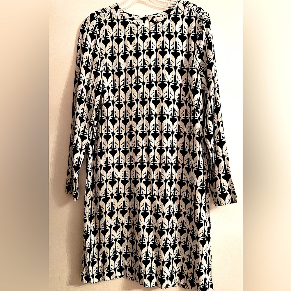 H&M Long Sleeved Ivory and Black Tunic Dress with Spade Pattern. Size M